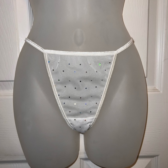 Frederick of Hollywood lingerie set - Picture 10 of 13